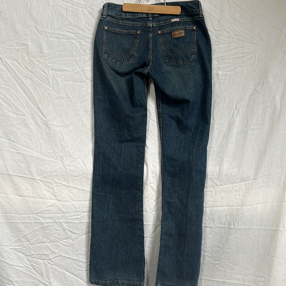 Wrangler Blue Jeans with Floral Embroidery and Classic Indigo Wash